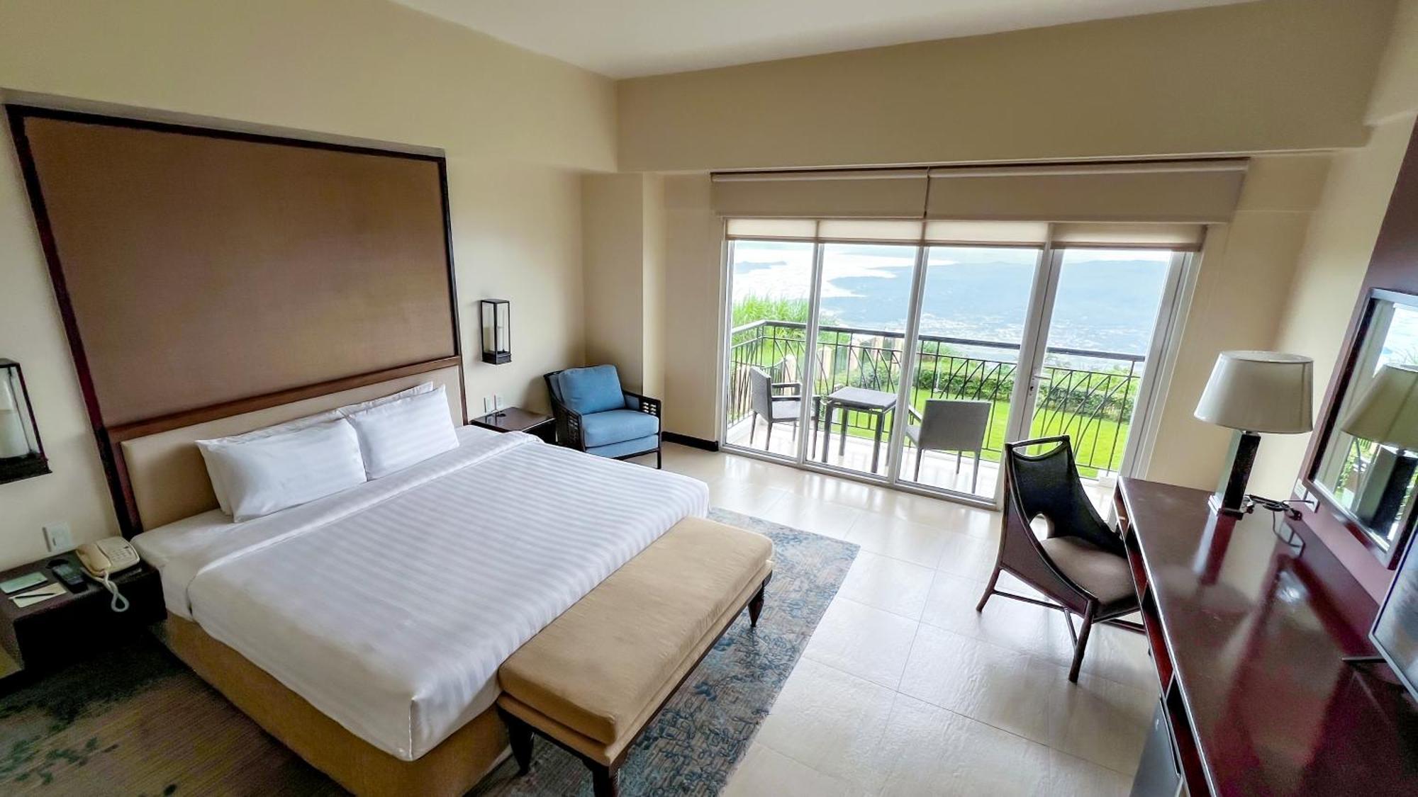 Taal Vista Hotel Тагайтай Экстерьер фото Deluxe Ocean View Room